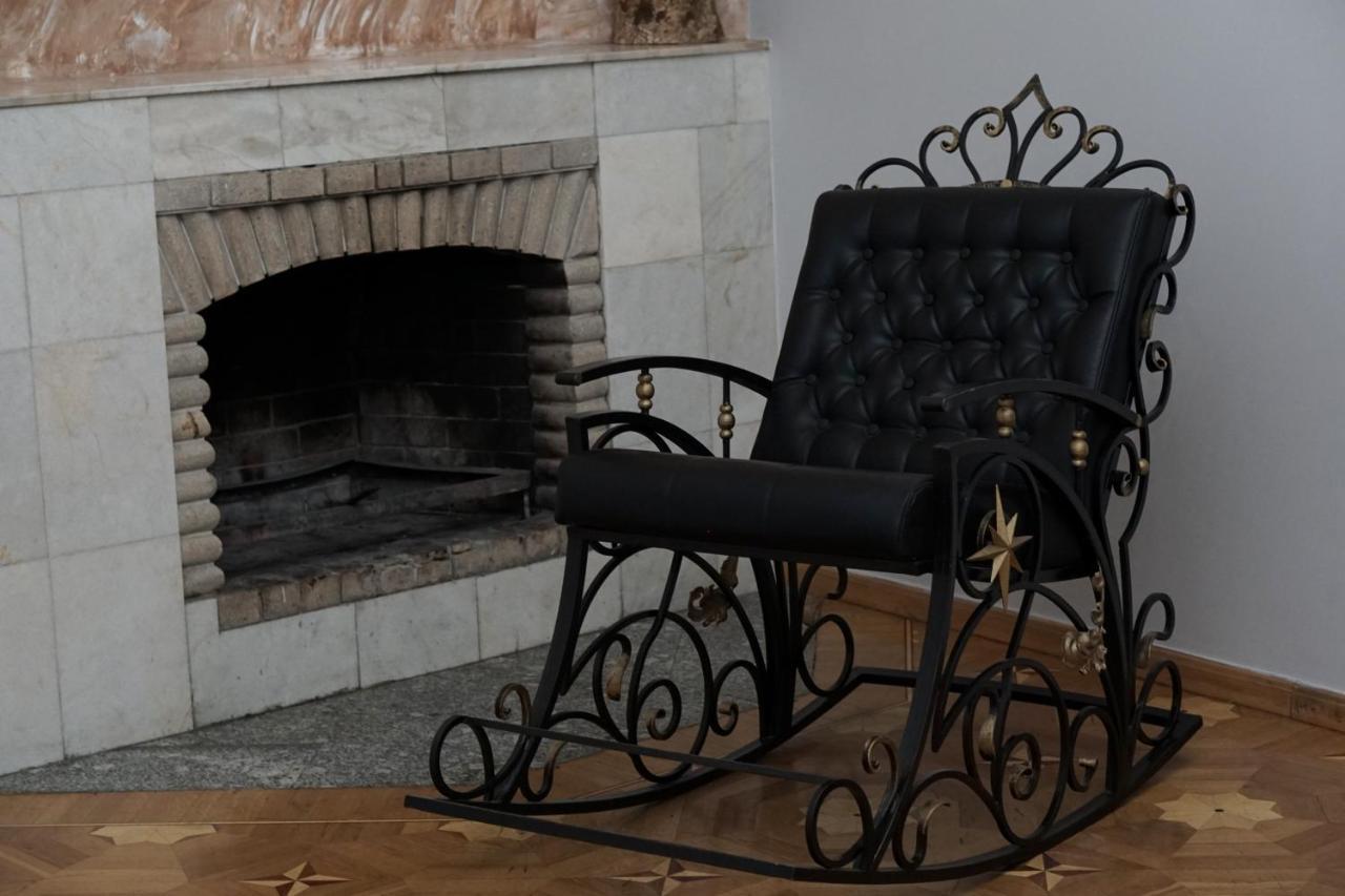 Nor Yerevan Hotel Екстериор снимка