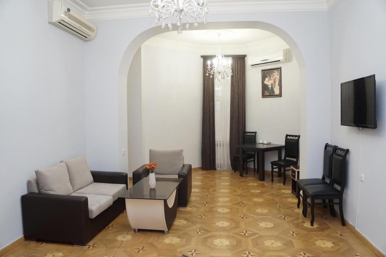Nor Yerevan Hotel Екстериор снимка