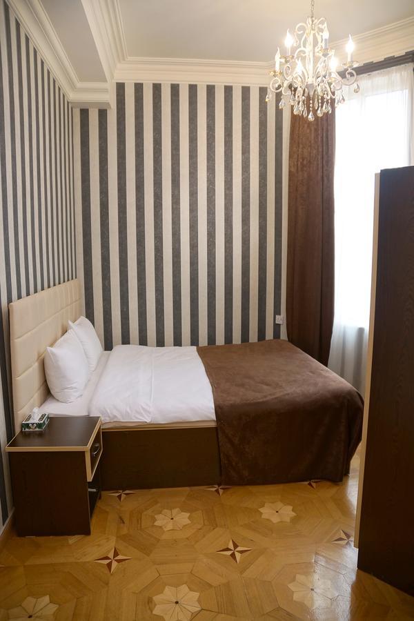 Nor Yerevan Hotel Екстериор снимка